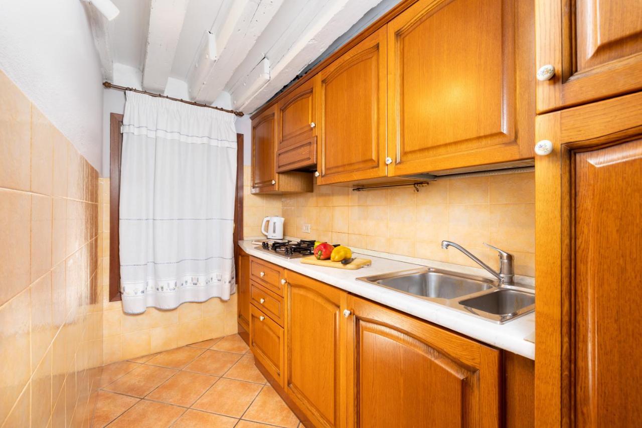 Appartamenti Superior In Via Garibaldi By Bricola Apartments Venezia Eksteriør bilde