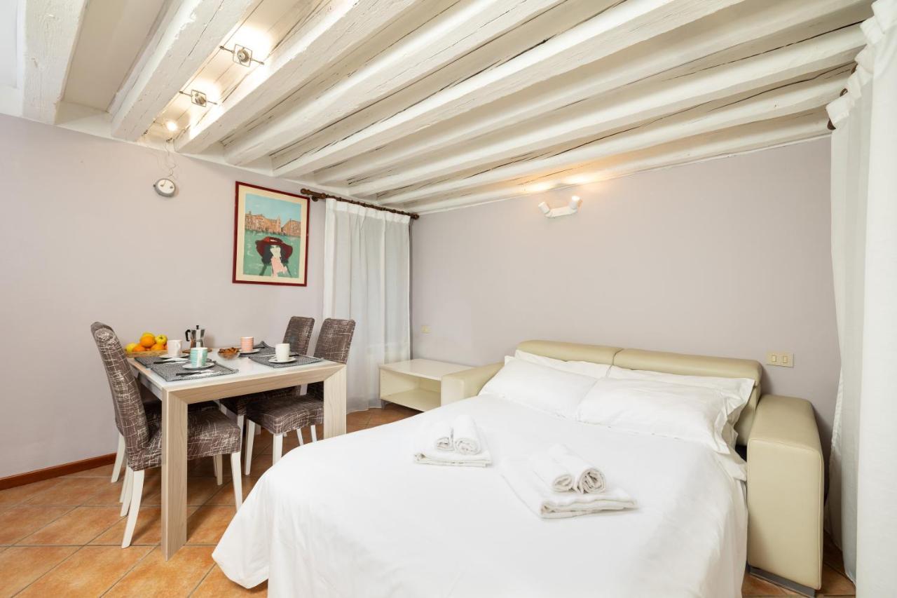 Appartamenti Superior In Via Garibaldi By Bricola Apartments Venezia Eksteriør bilde