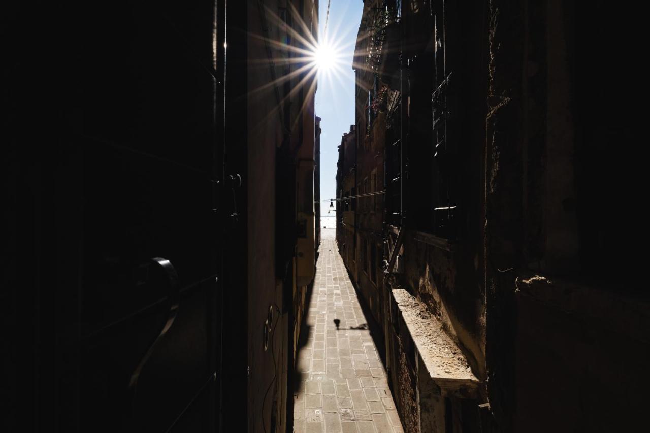 Appartamenti Superior In Via Garibaldi By Bricola Apartments Venezia Eksteriør bilde